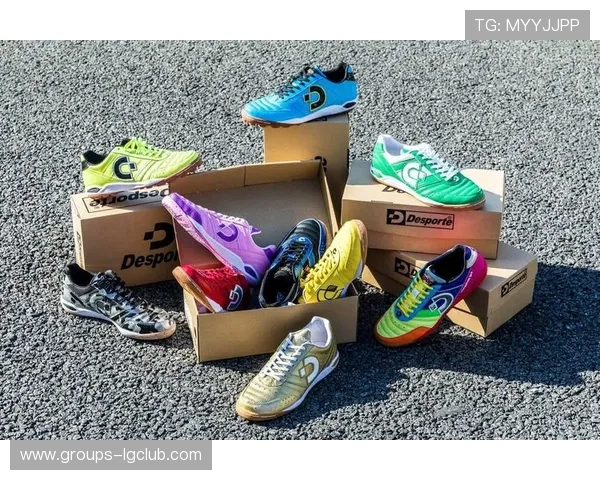 足球一脚踢器材的创新设计与应用探讨提升运动表现的全新装备解析